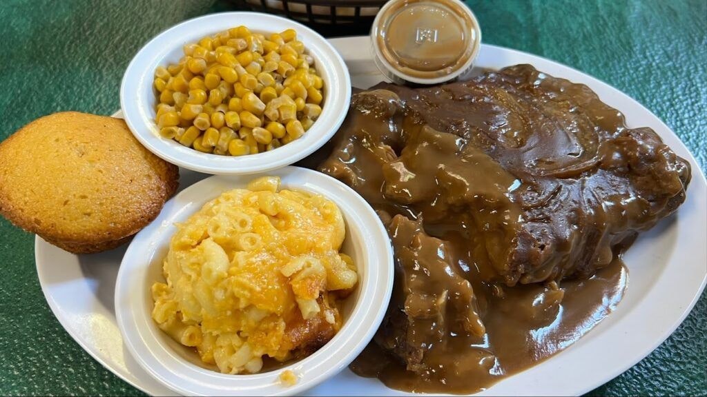 the-four-way-soul-food-restaurant-004