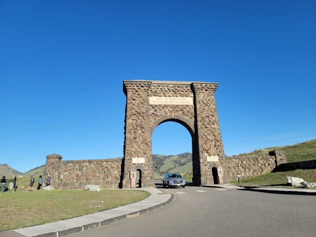 yellowstone-national-park-001