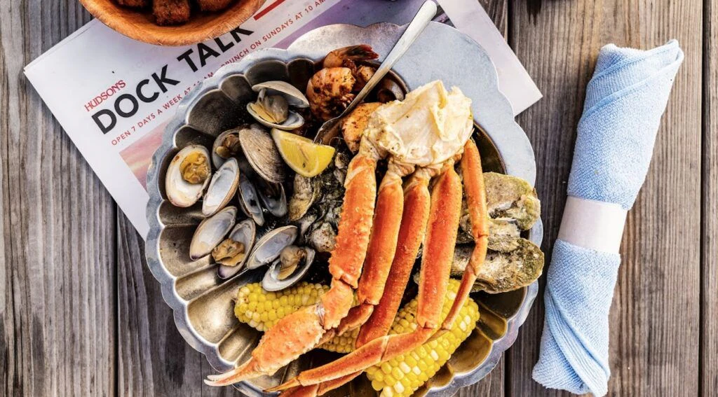 hudson-s-seafood-house-on-the-docks-002