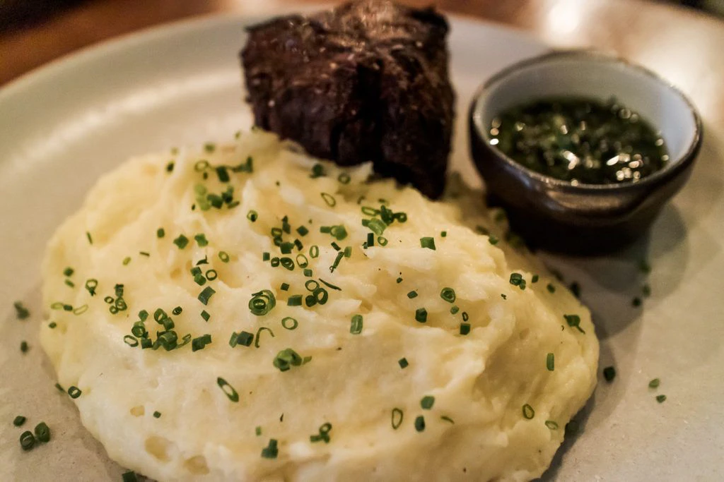 campground-restaurant-028