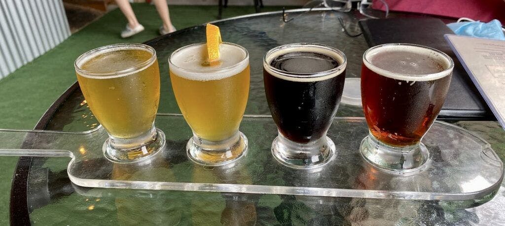 hardheads-icehouse-grill-004