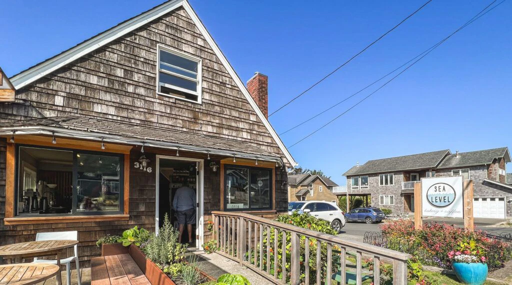 sea-level-bakery-coffee-002