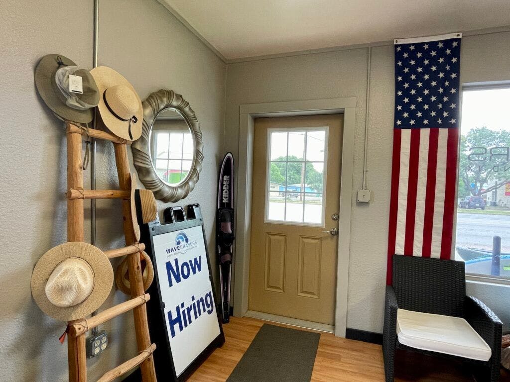 wave-chasers-boat-rentals-004