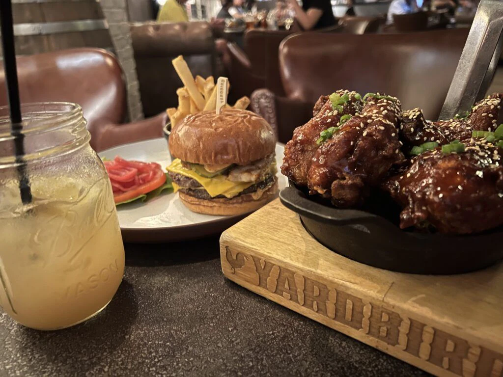 yardbird-table-and-bar-003