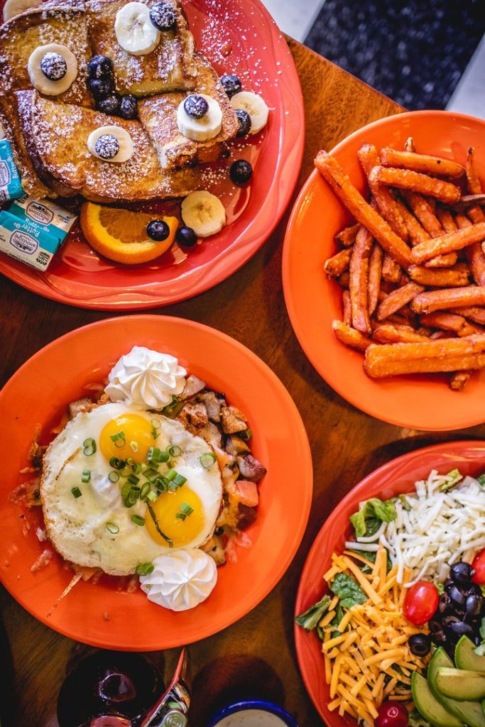 the-big-blue-cafe-002