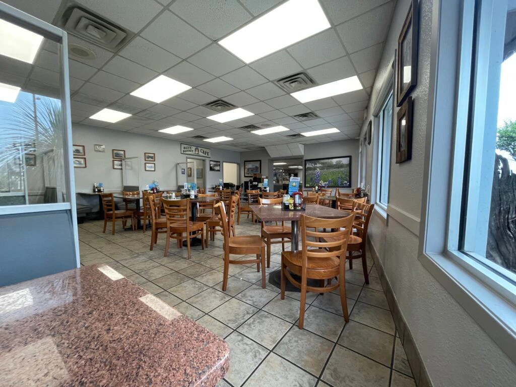 blue-bonnet-cafe-004