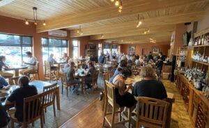 madison-crossing-lounge-003