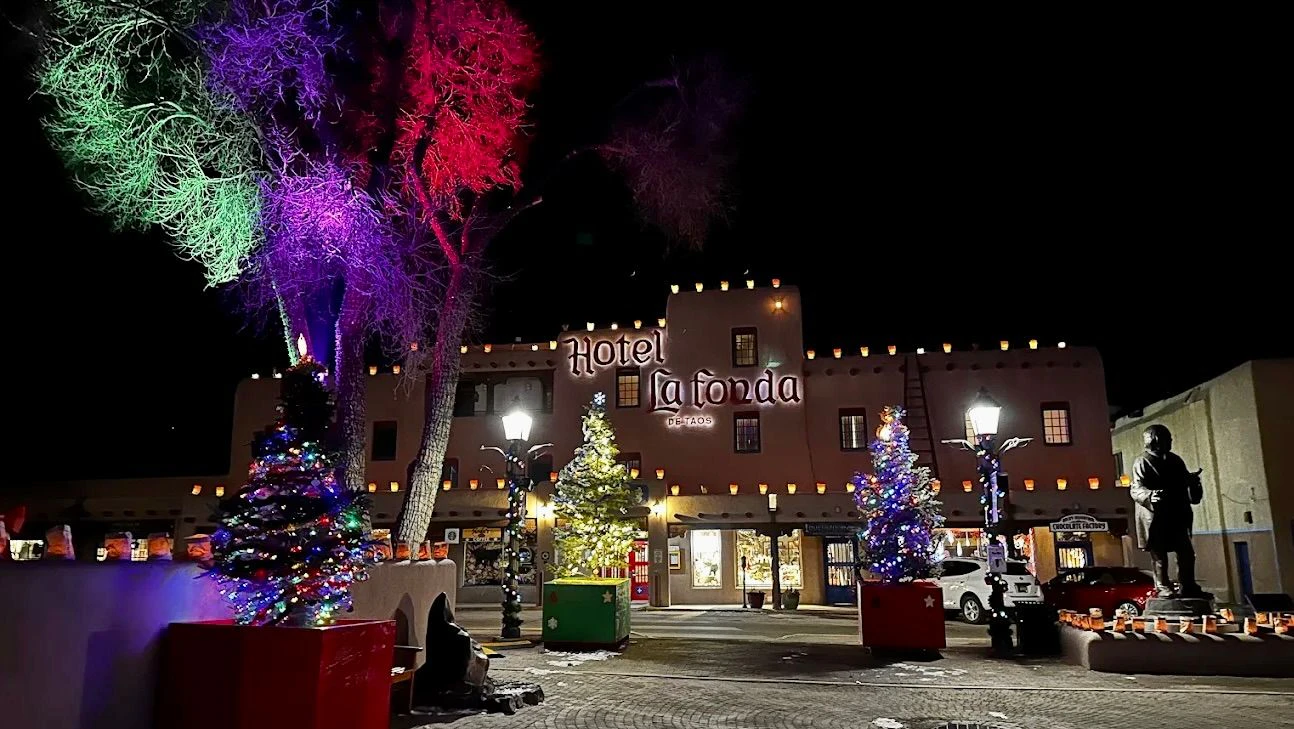 Taos Plaza 2.jpeg