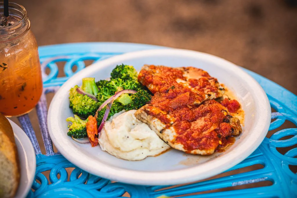 sunflower-bakery-and-cafe-008