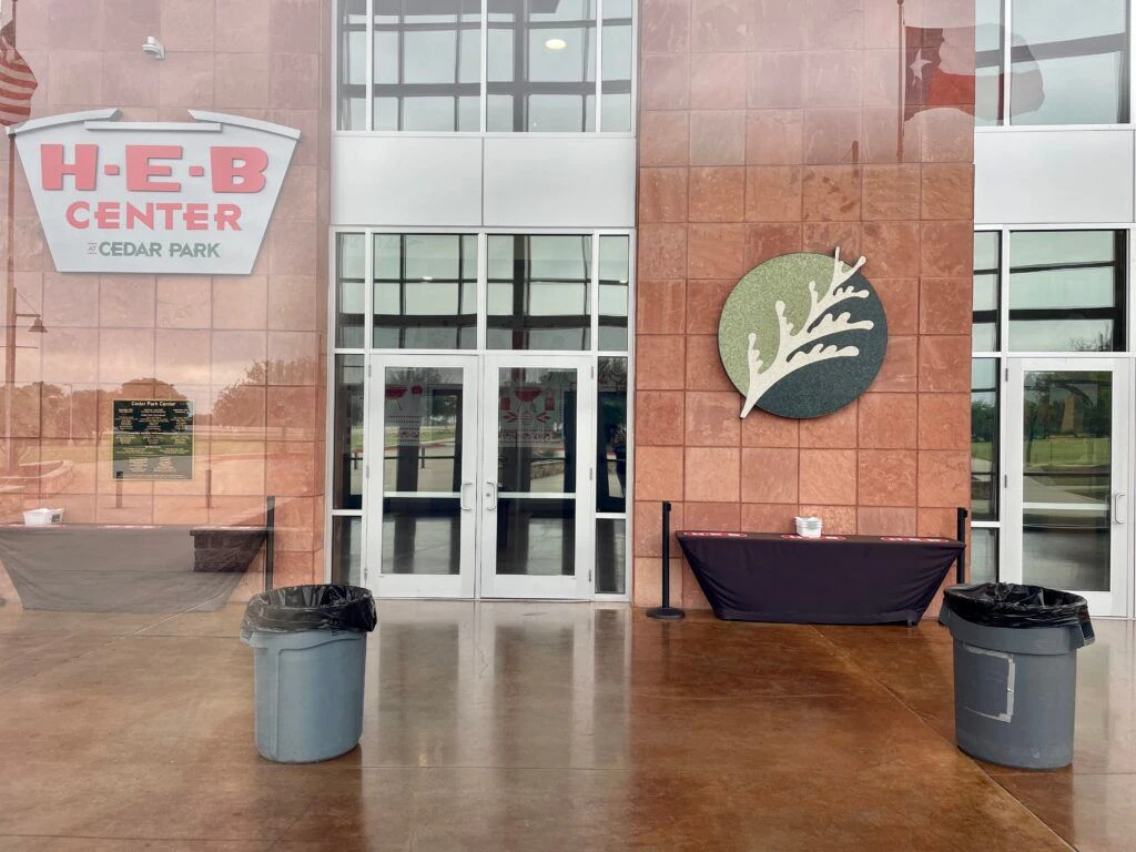 h-e-b-center-at-cedar-park-005