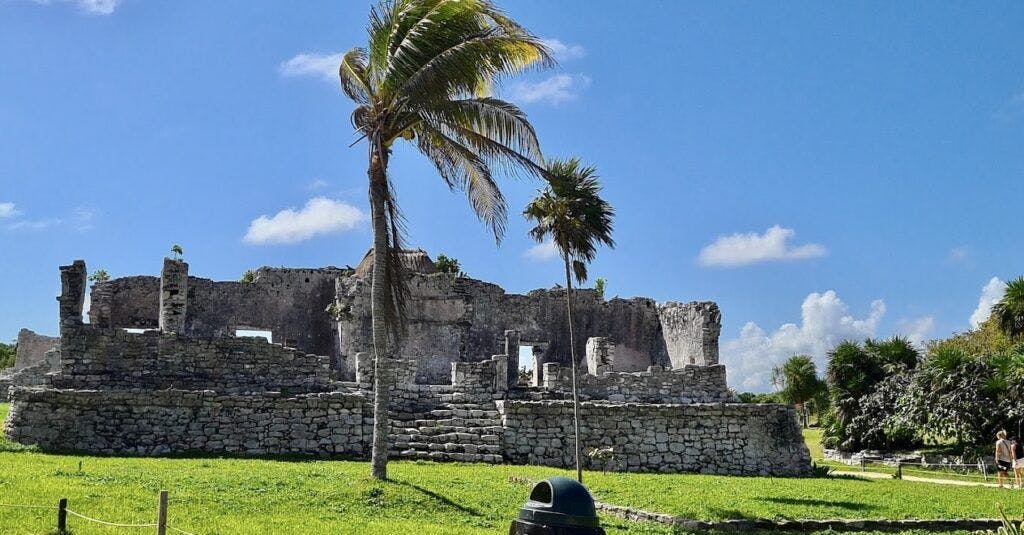 tulum-archaeological-site-qr-004