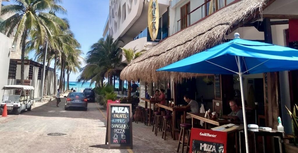 muza-surf-bar-and-restaurant-001