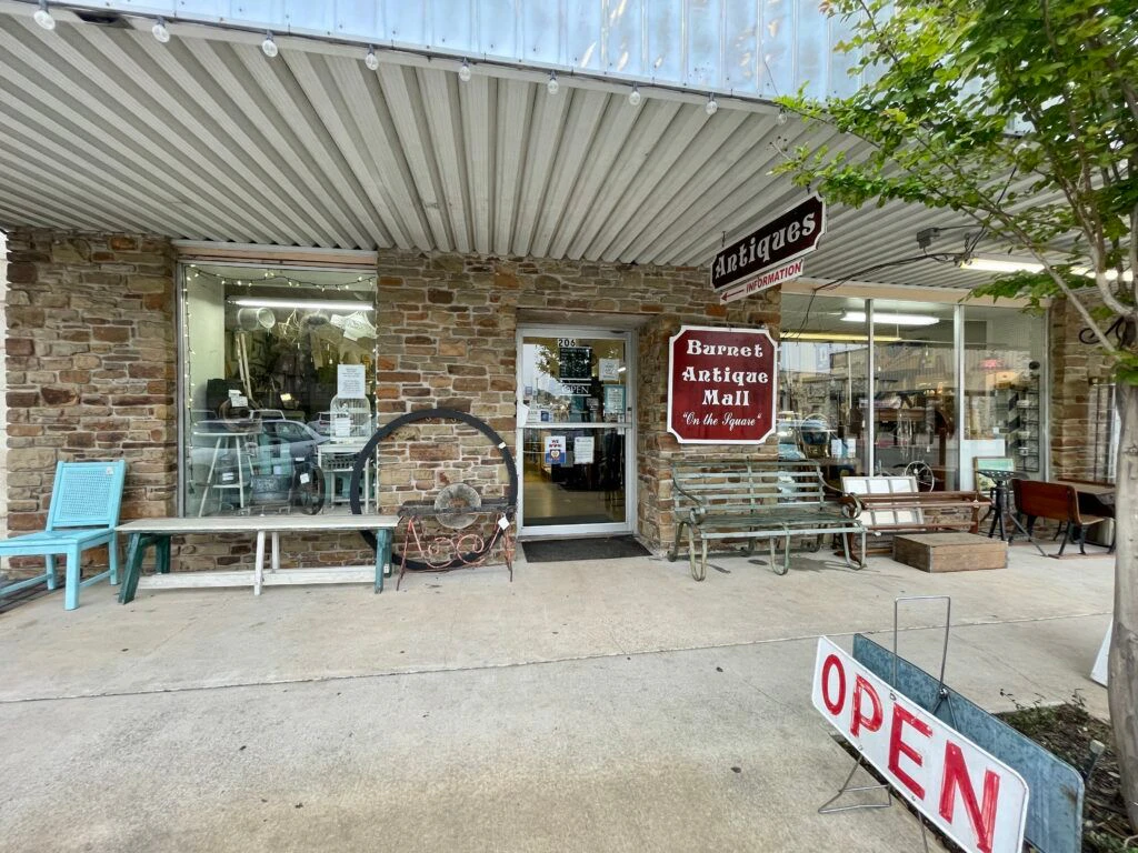 burnet-antique-mall-001
