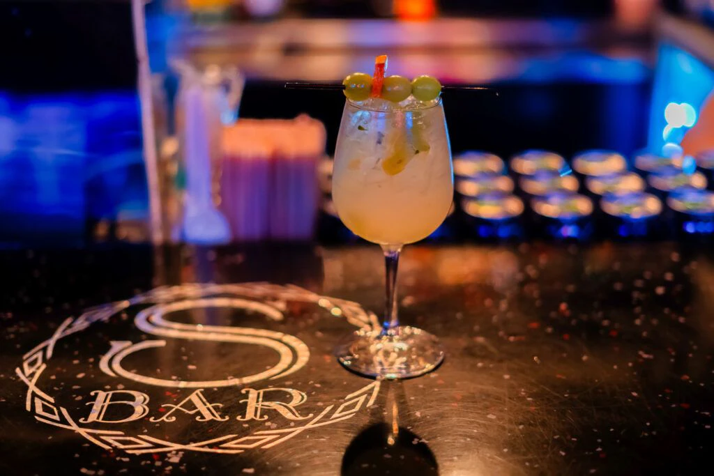senorial-bar-016