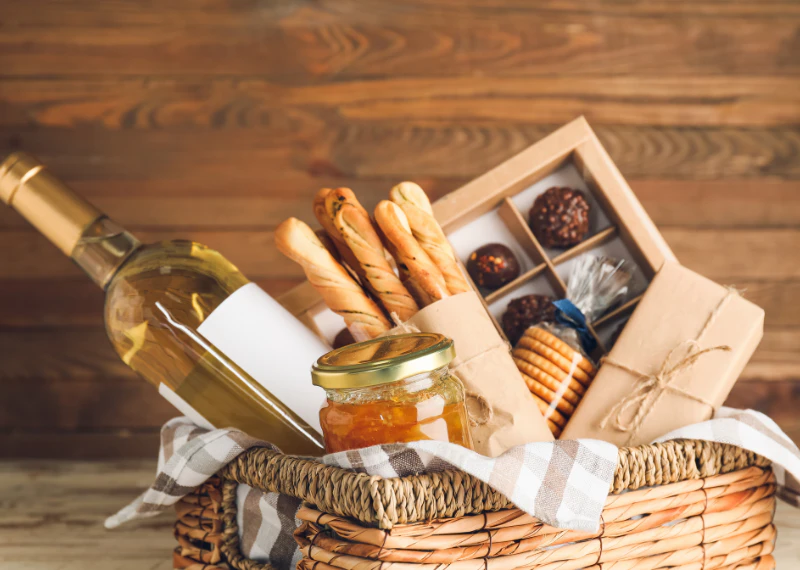 7-welcome-gifts-for-vacation-rental-guests-hero