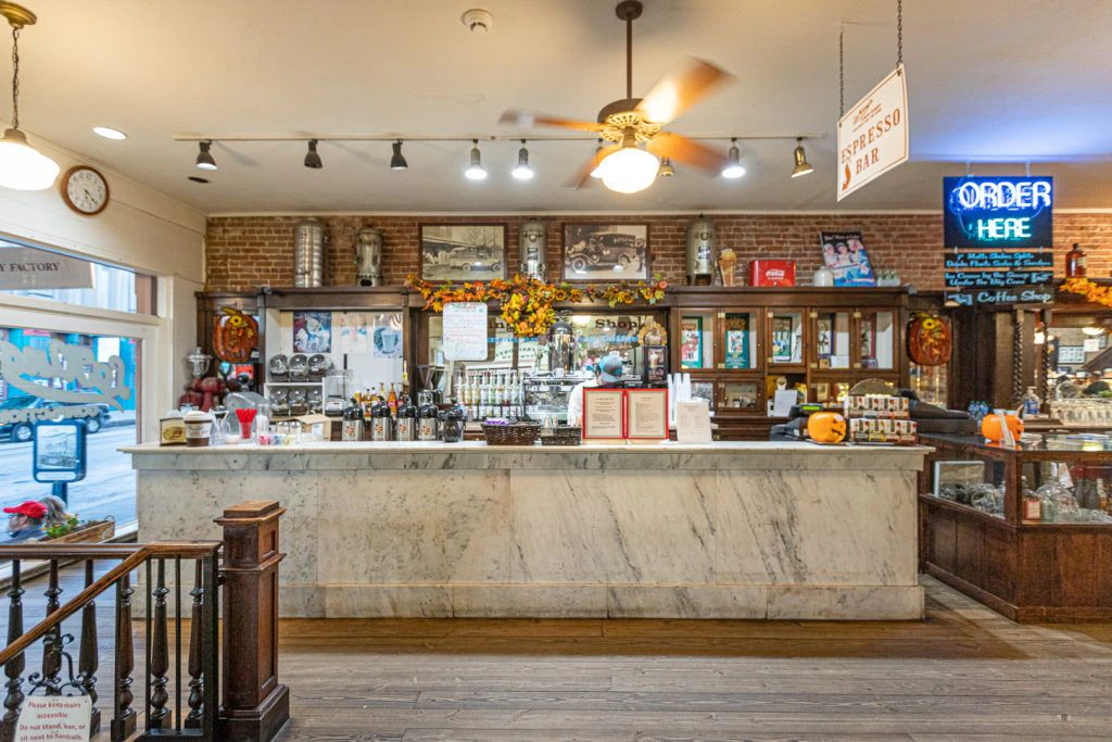 la-king-s-confectionary-galveston-001