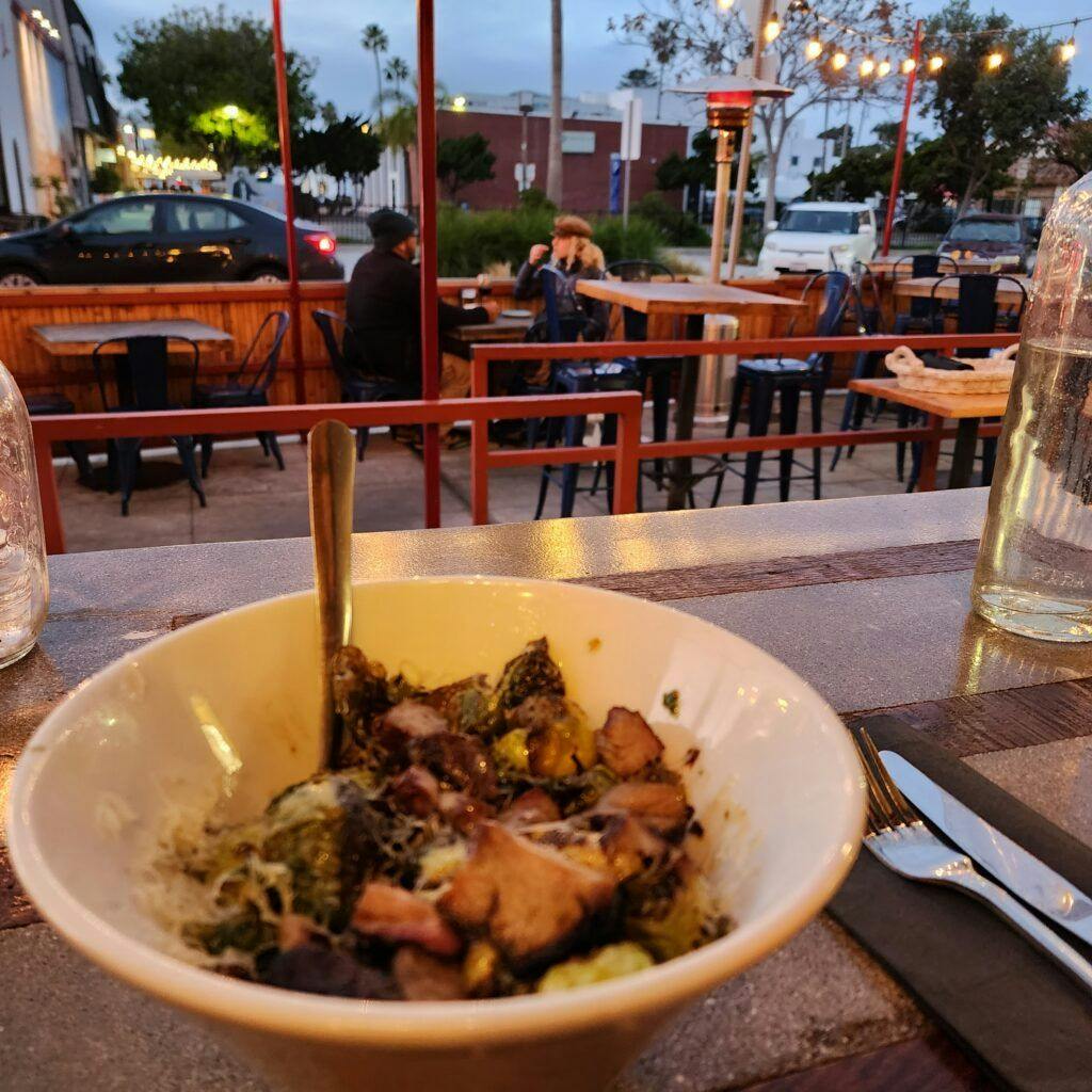 flying-pig-pub-and-kitchen-004