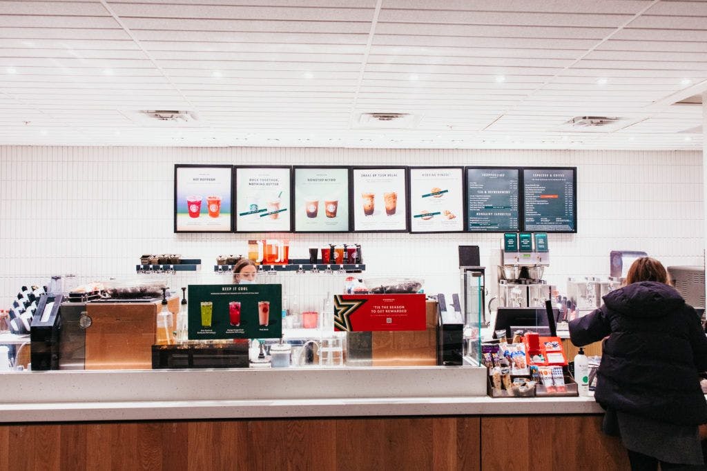 starbucks-snowshoe-009