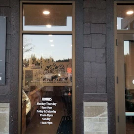 The Parlor at Mack's Inn