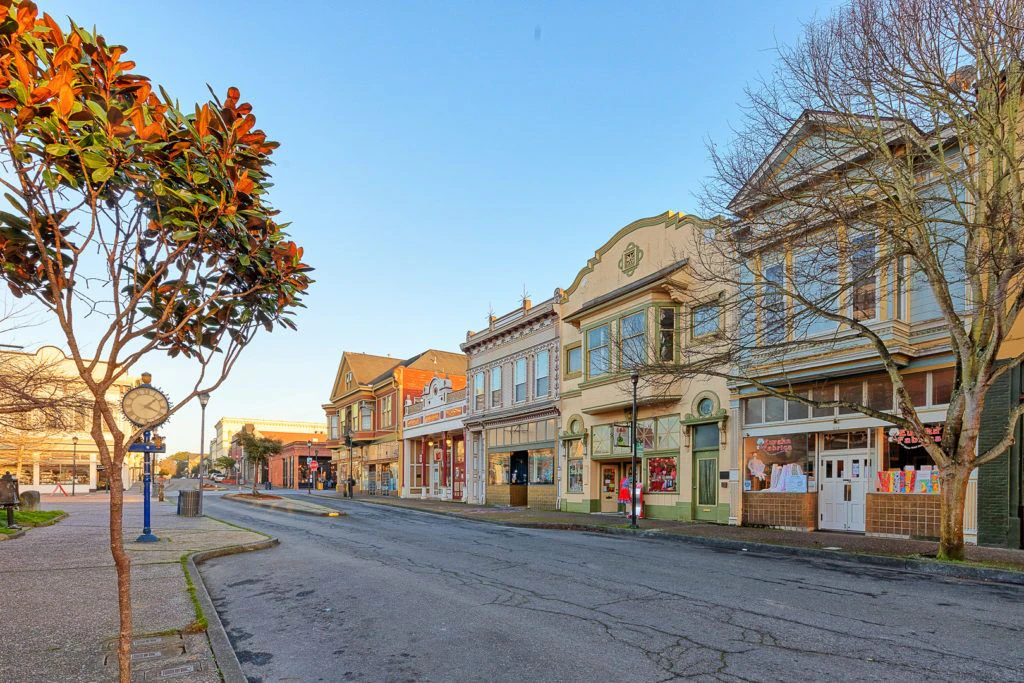 eureka-waterfront-and-old-town-018