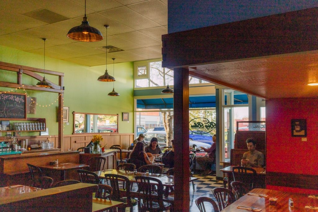 the-big-blue-cafe-021